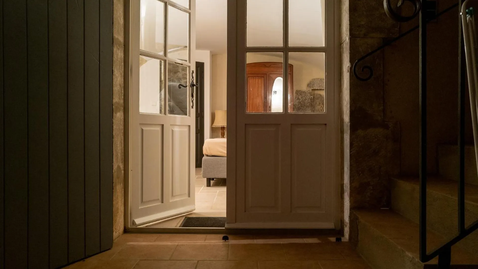 Gite Le Bel Endroit Apartment Saint-Andre-de-Cruzieres Homestay
